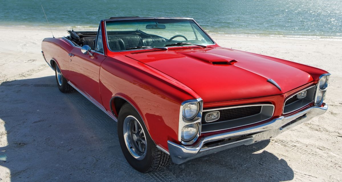 Luxury Car Shippers is the best classic car transport company