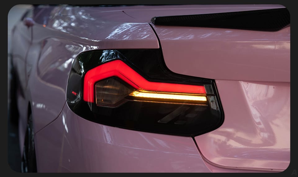 Matching LCI tail lamp with LCI headlights