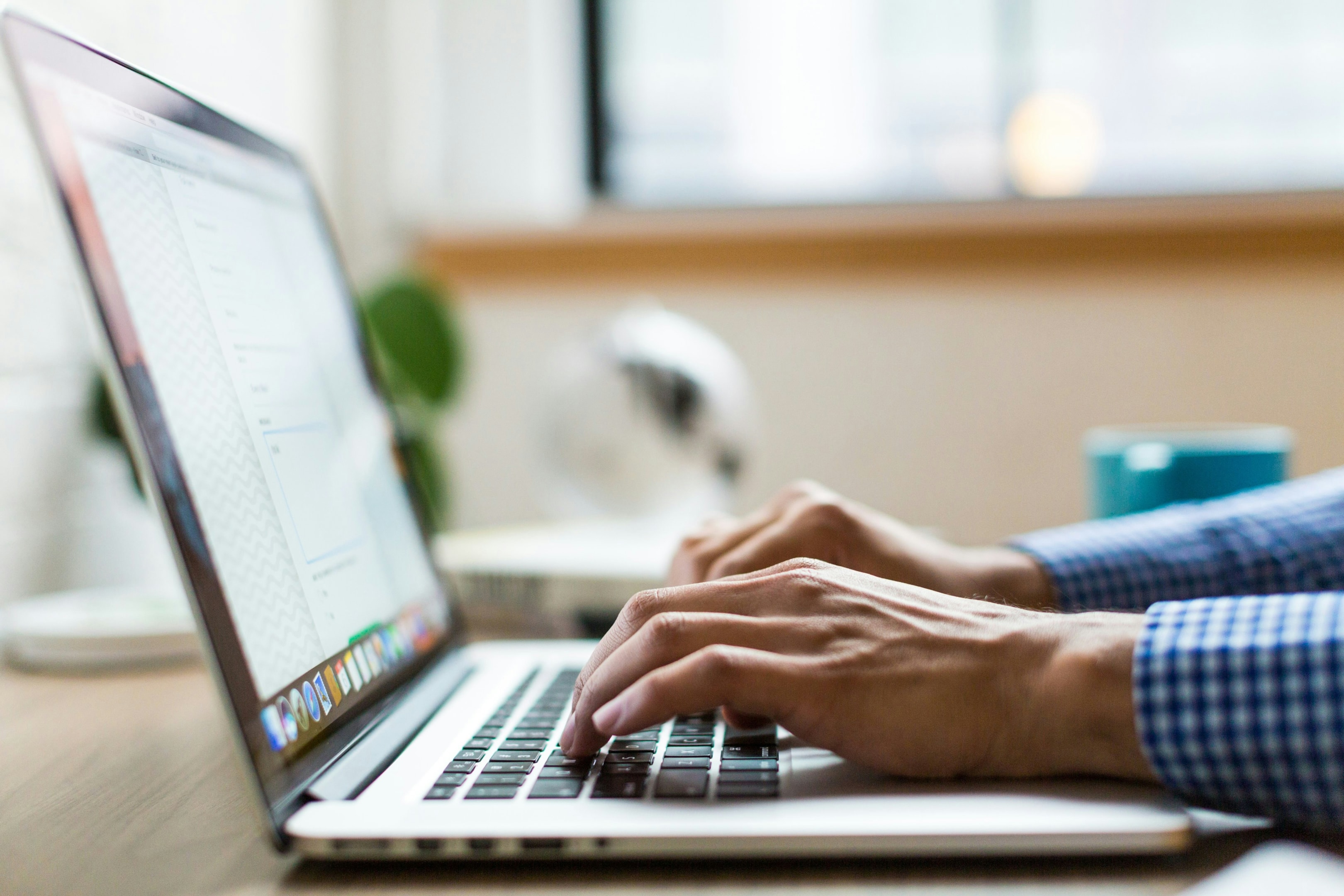 Real estate investor uses various online lead generation strategies to grow his business. 