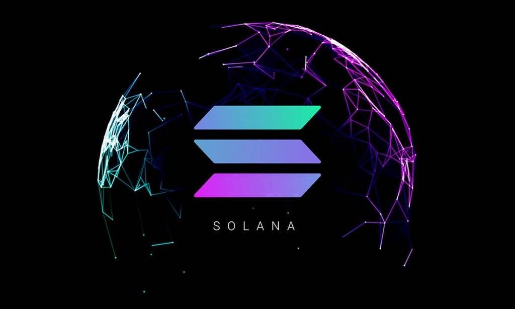 A global ball with a Solana image. 