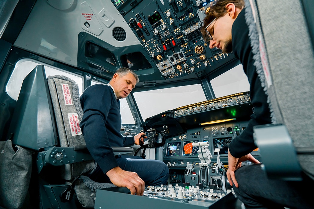 Key considerations for choosing affordable flight schools,  inexpensive flight training