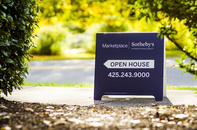 Open house sign