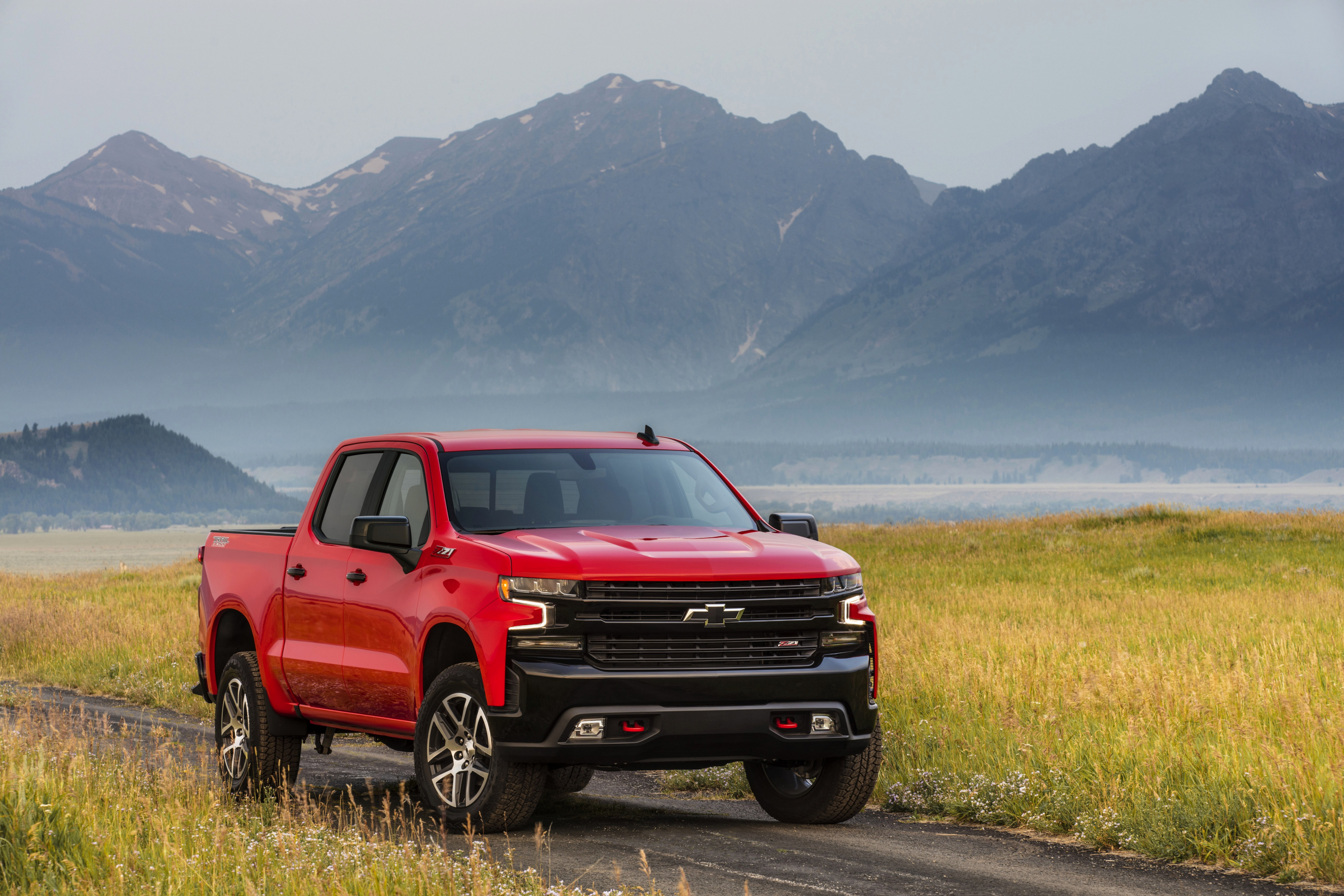 Connectivity and Infotainment in 2024 Chevrolet Silverado