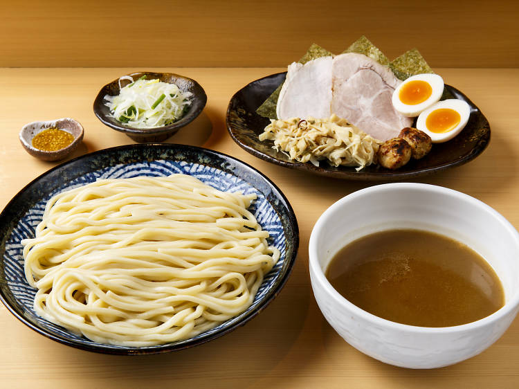 How to Eat Tsukemen Dipping Ramen Noodles?