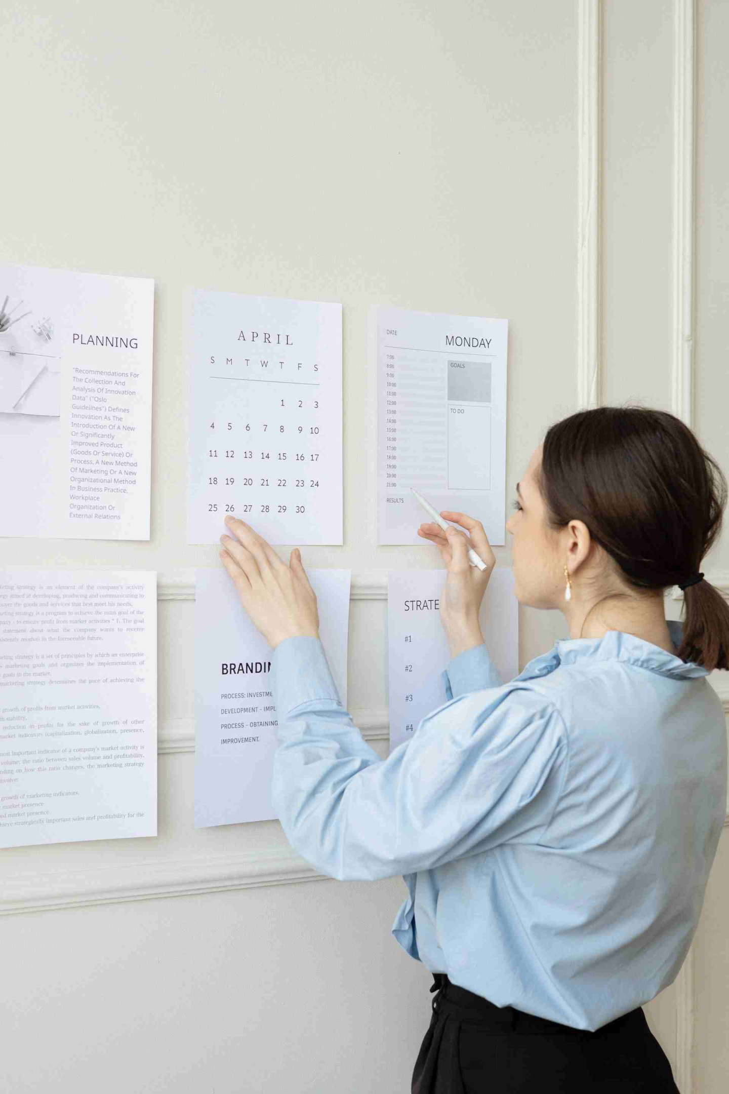 Employee working overtime to bank TOIL days 