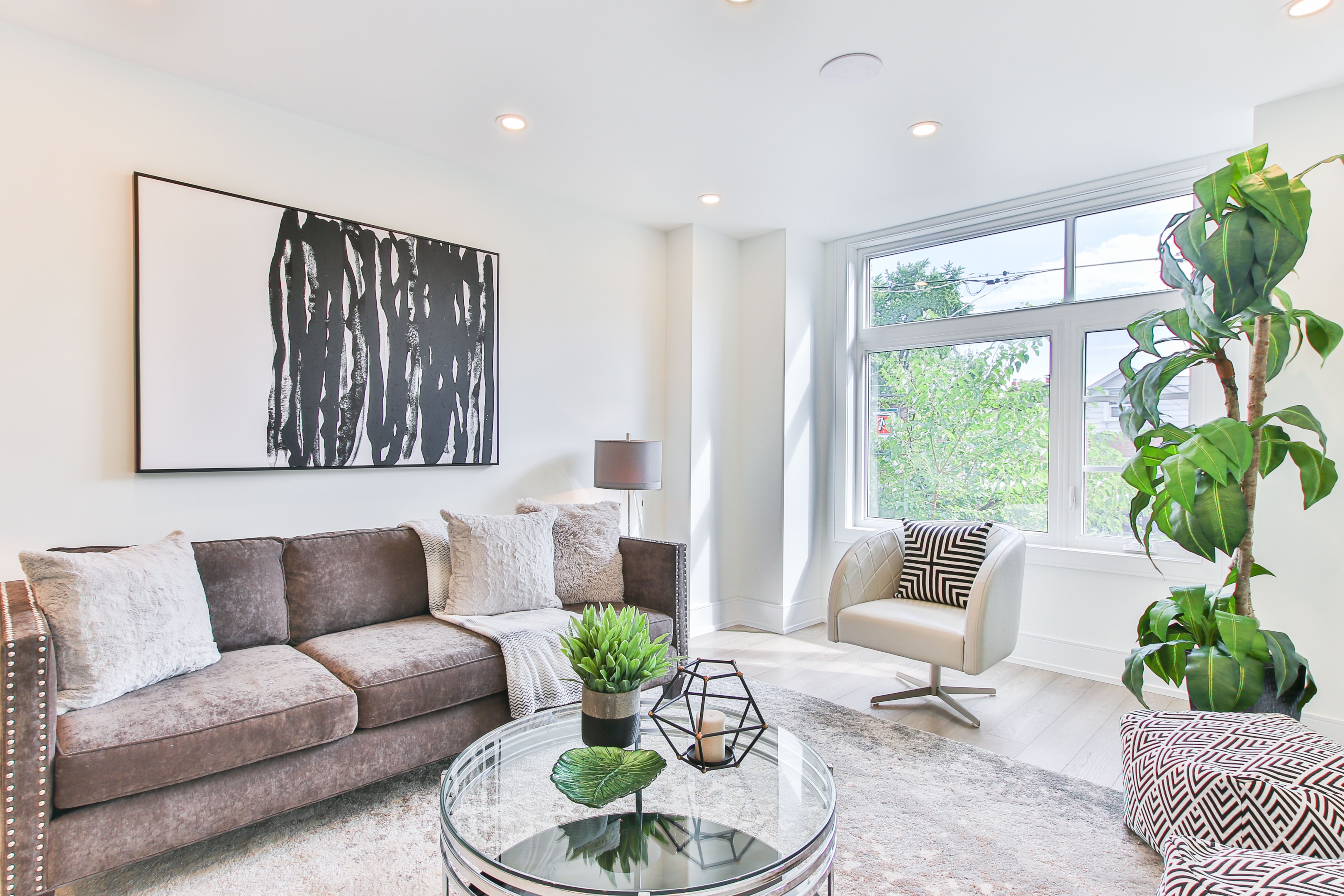 open plan living is not an interior design trend for 2024, instead rooms are to be defined