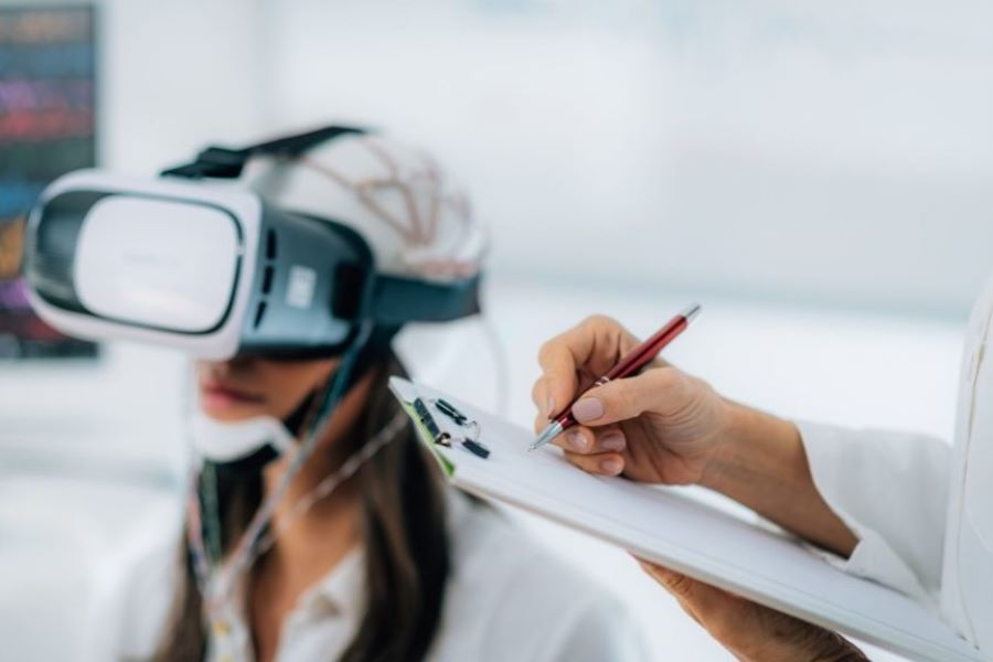 terapi virtual reality
