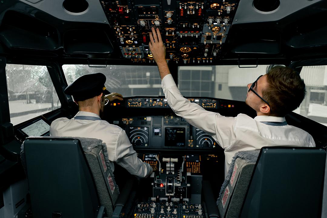 part 61 commercial flight hours