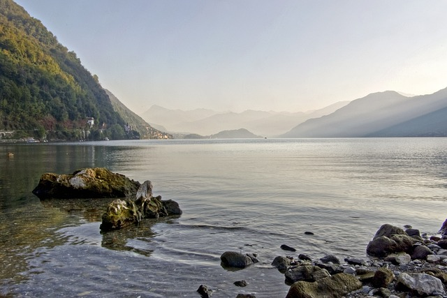 Lake Como luxury villas with outdoor swimming pool