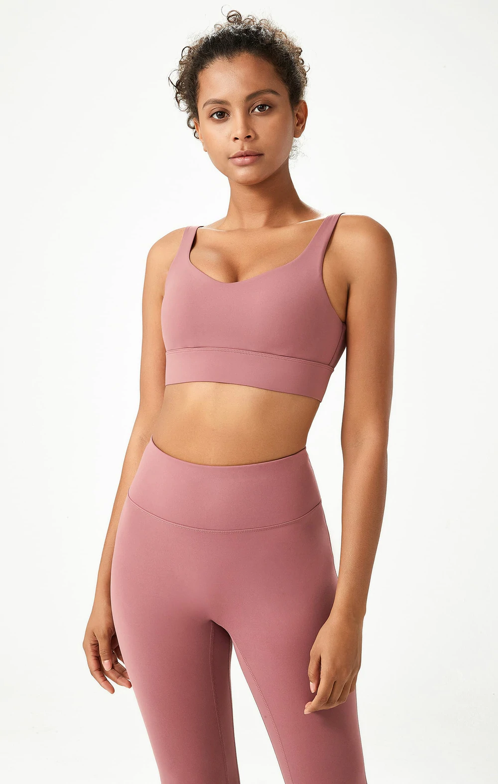 What are the best sports bras for 34b sizes? – Gymwearmovement