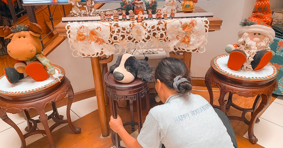 Home cleaning service can help you and your family enjoy a stress-free holiday.
