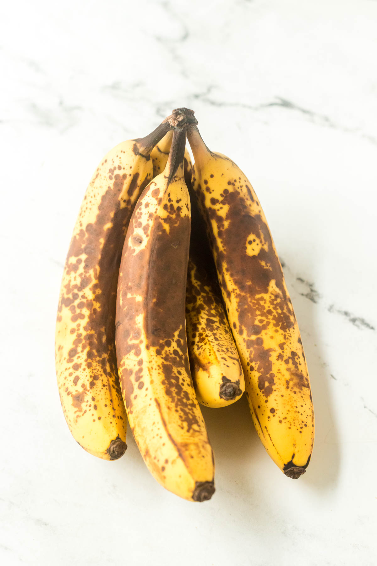 a bunch of browned bananas