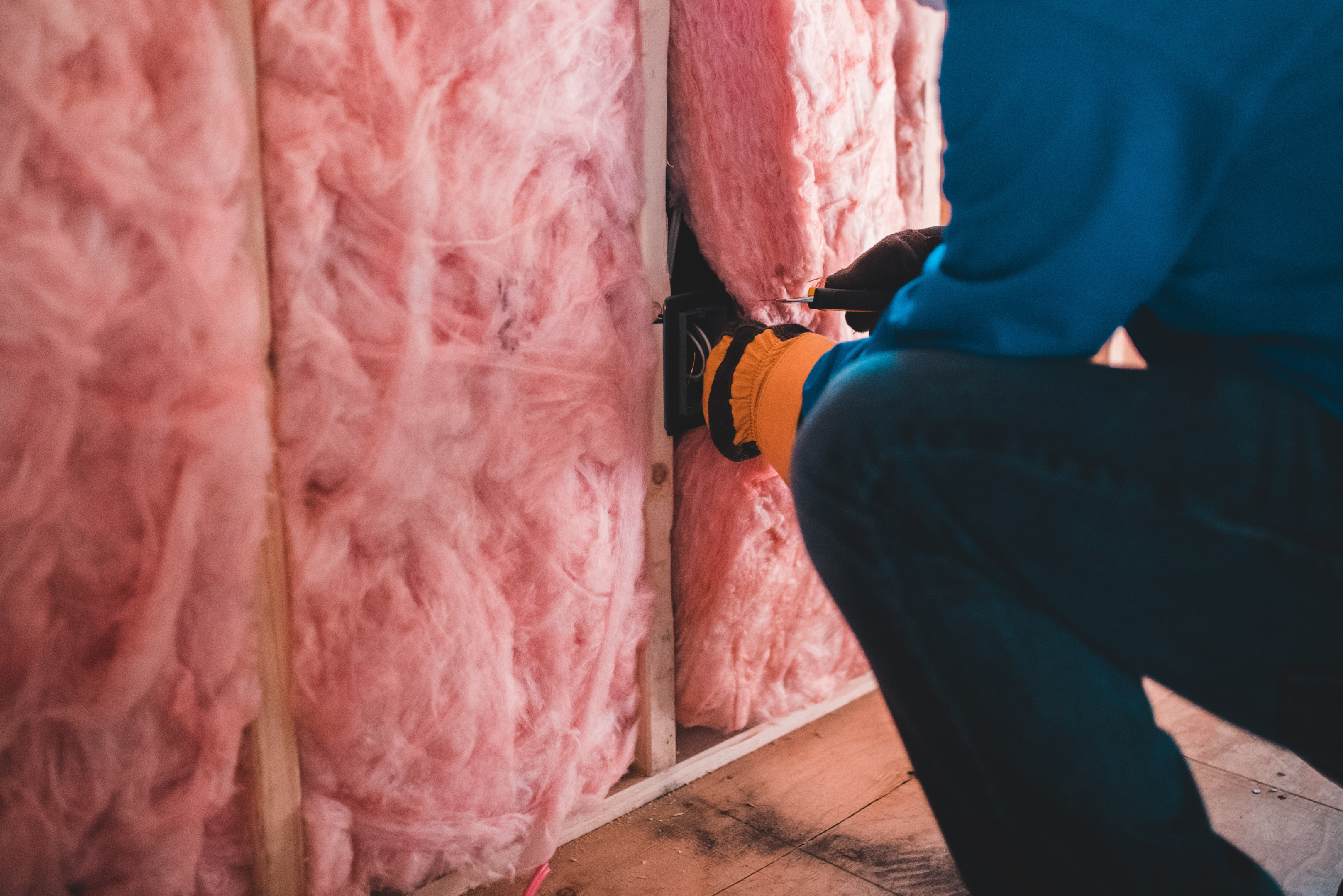 Insulation of the home to reduce energy consumption 