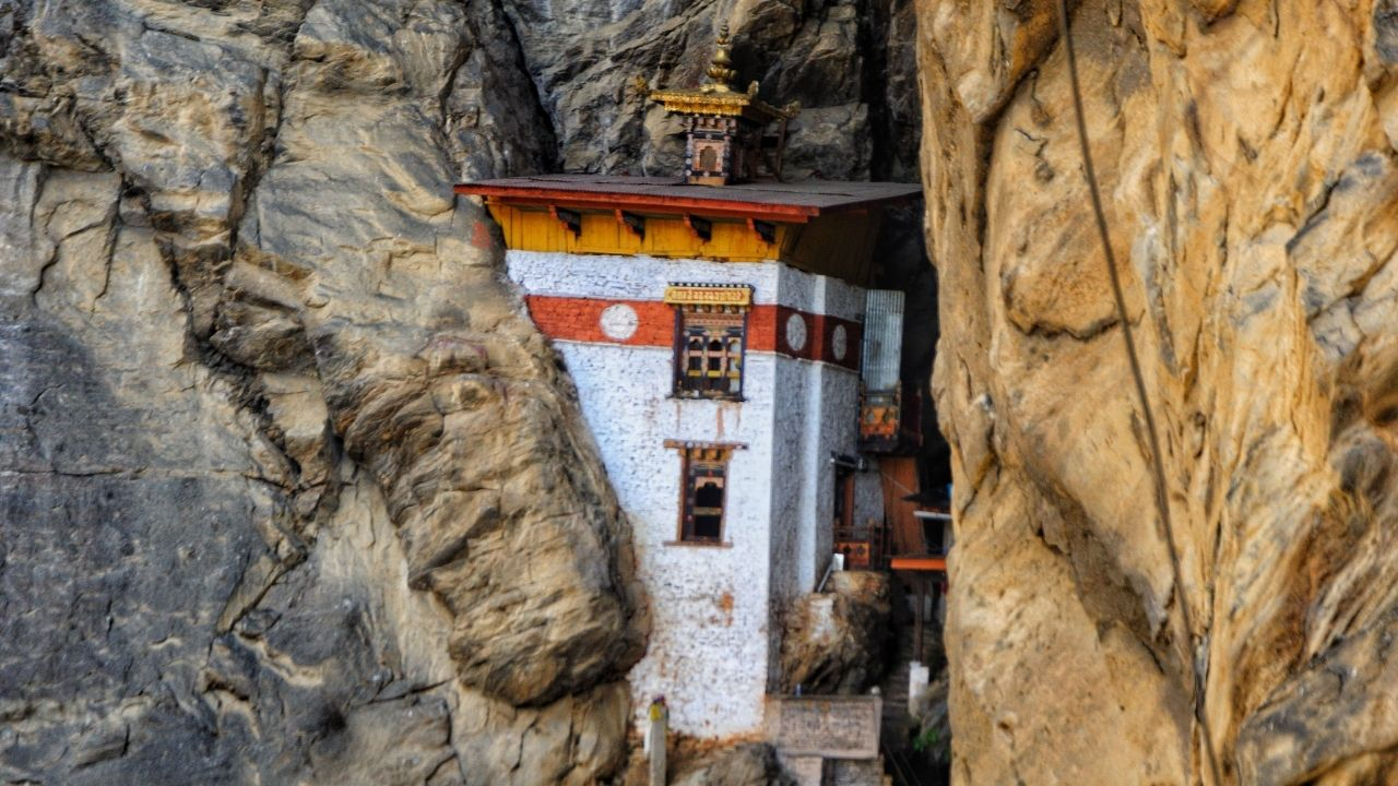Gompa, Bhutan, Tibetan 