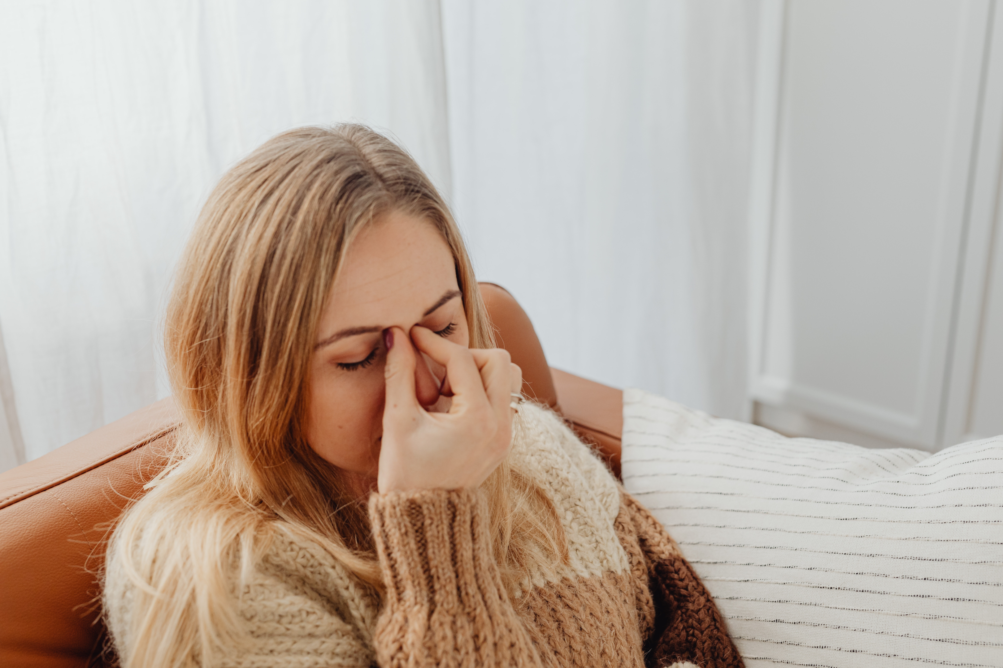 Sinus congestion, sinus relief, massage pressure points