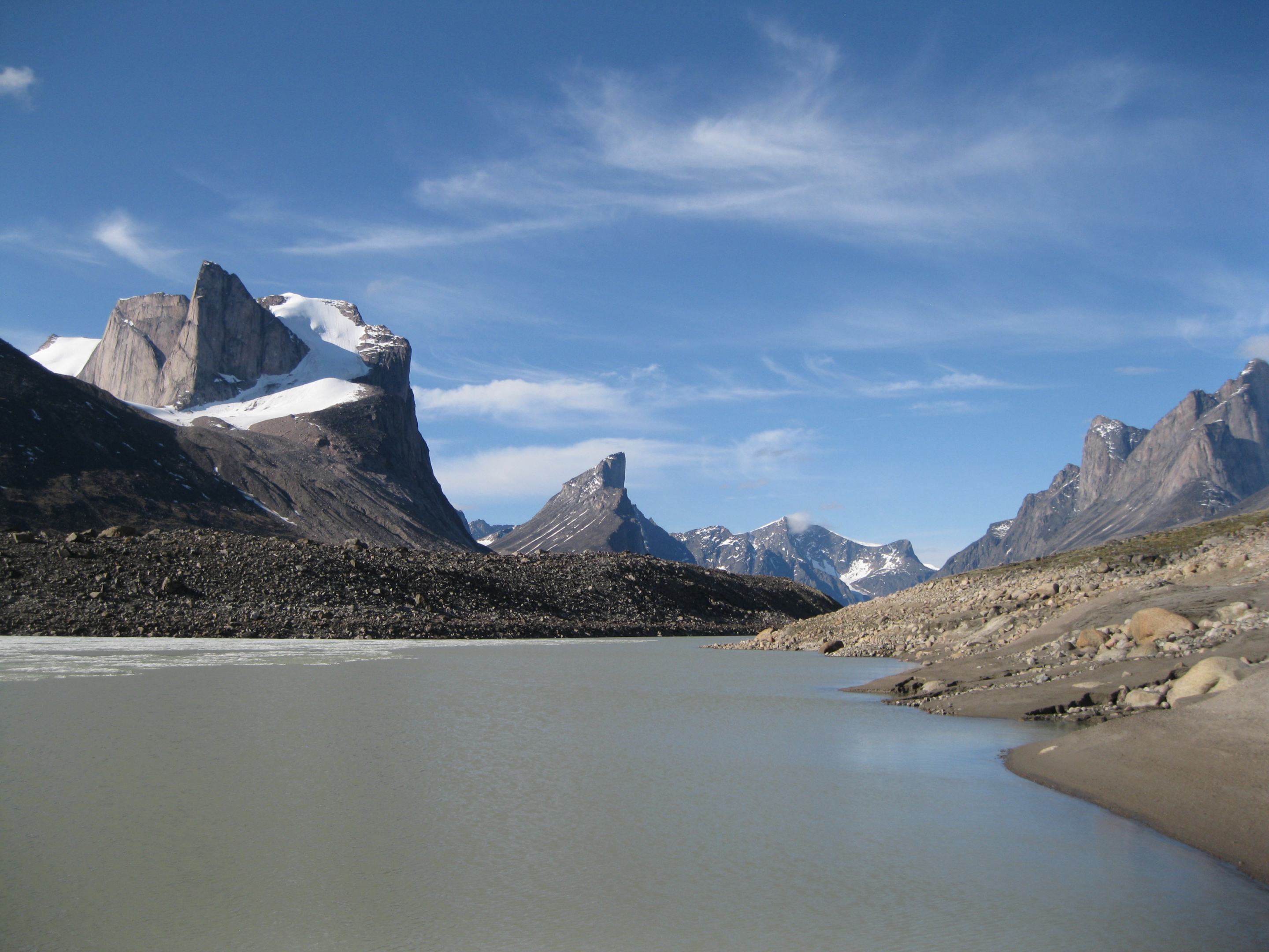 most accessible national park in Nunavut 