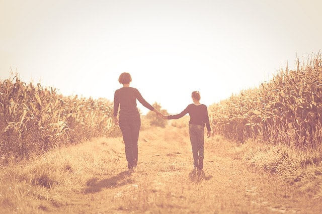mother, daughter, field