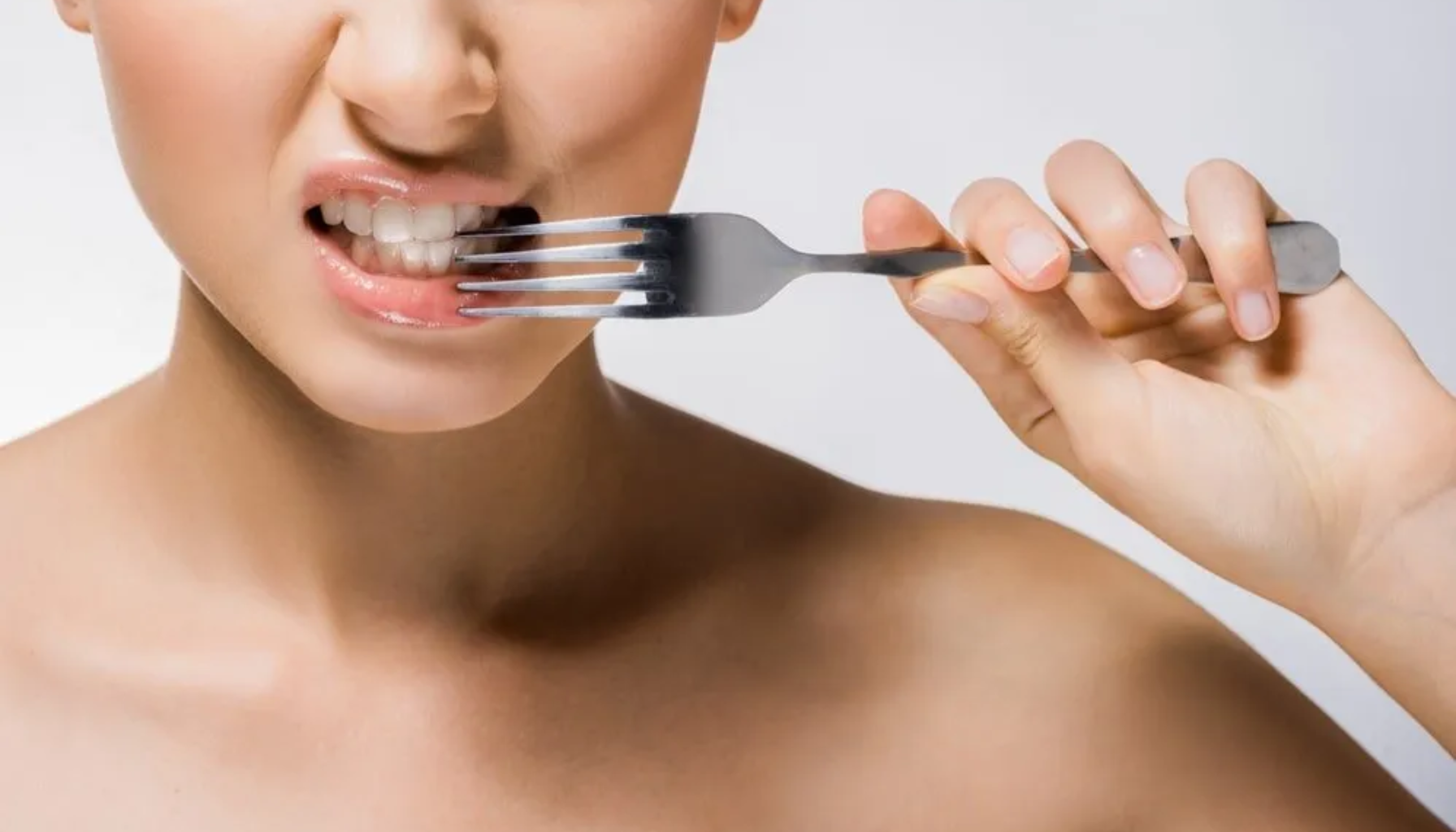 Metallsmak i munnen: Hva betyr det?