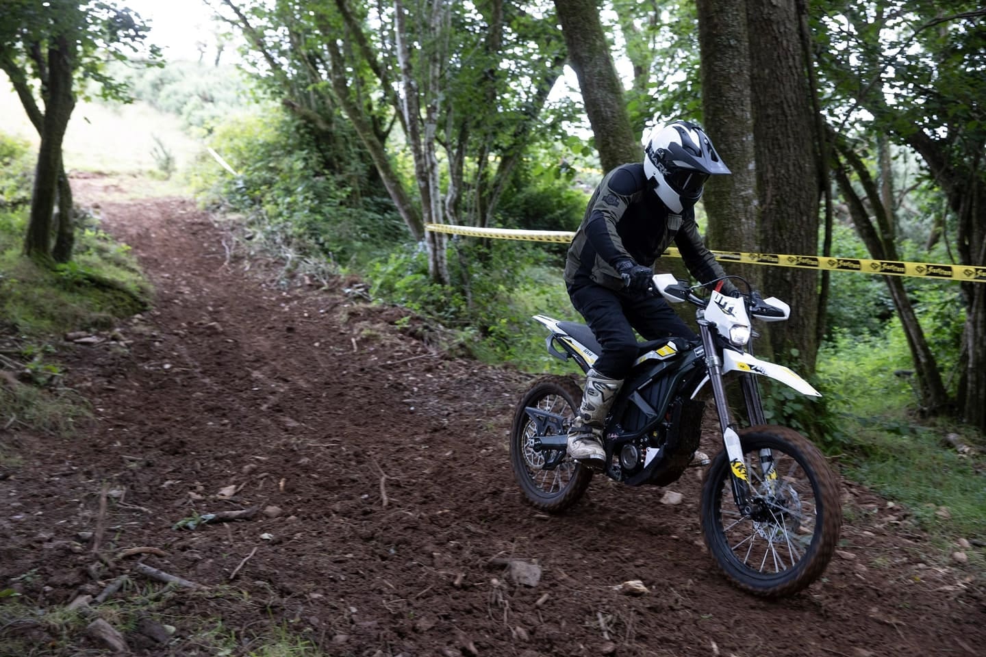 surron-ultra-bee-wynajem