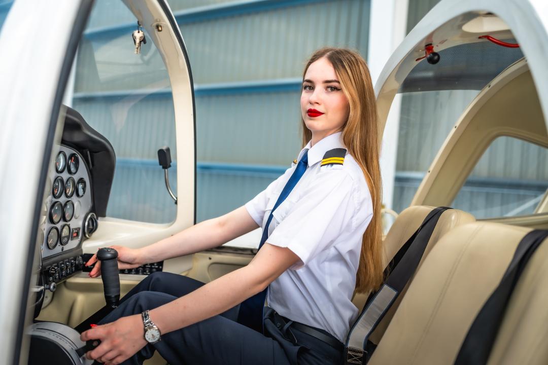 student pilot ground school and flight training