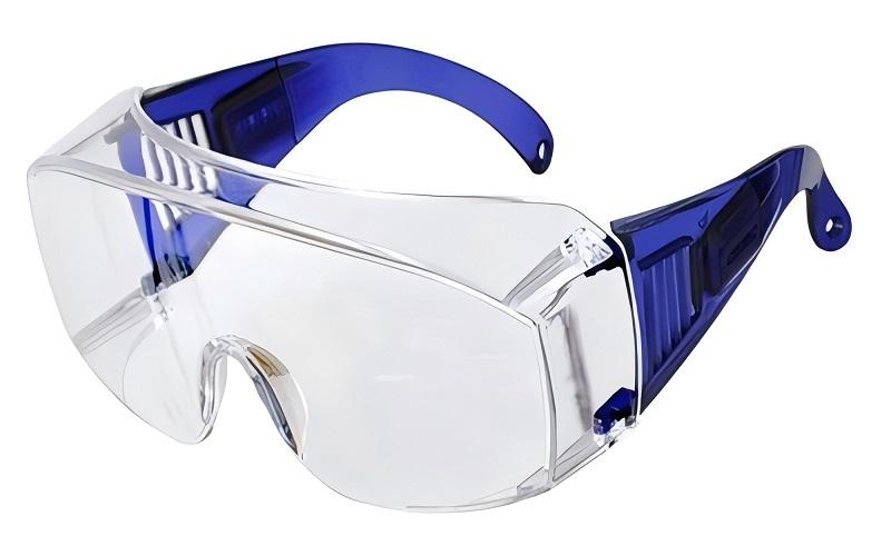 polycarbonate safety goggles demonstrating high impact resistance