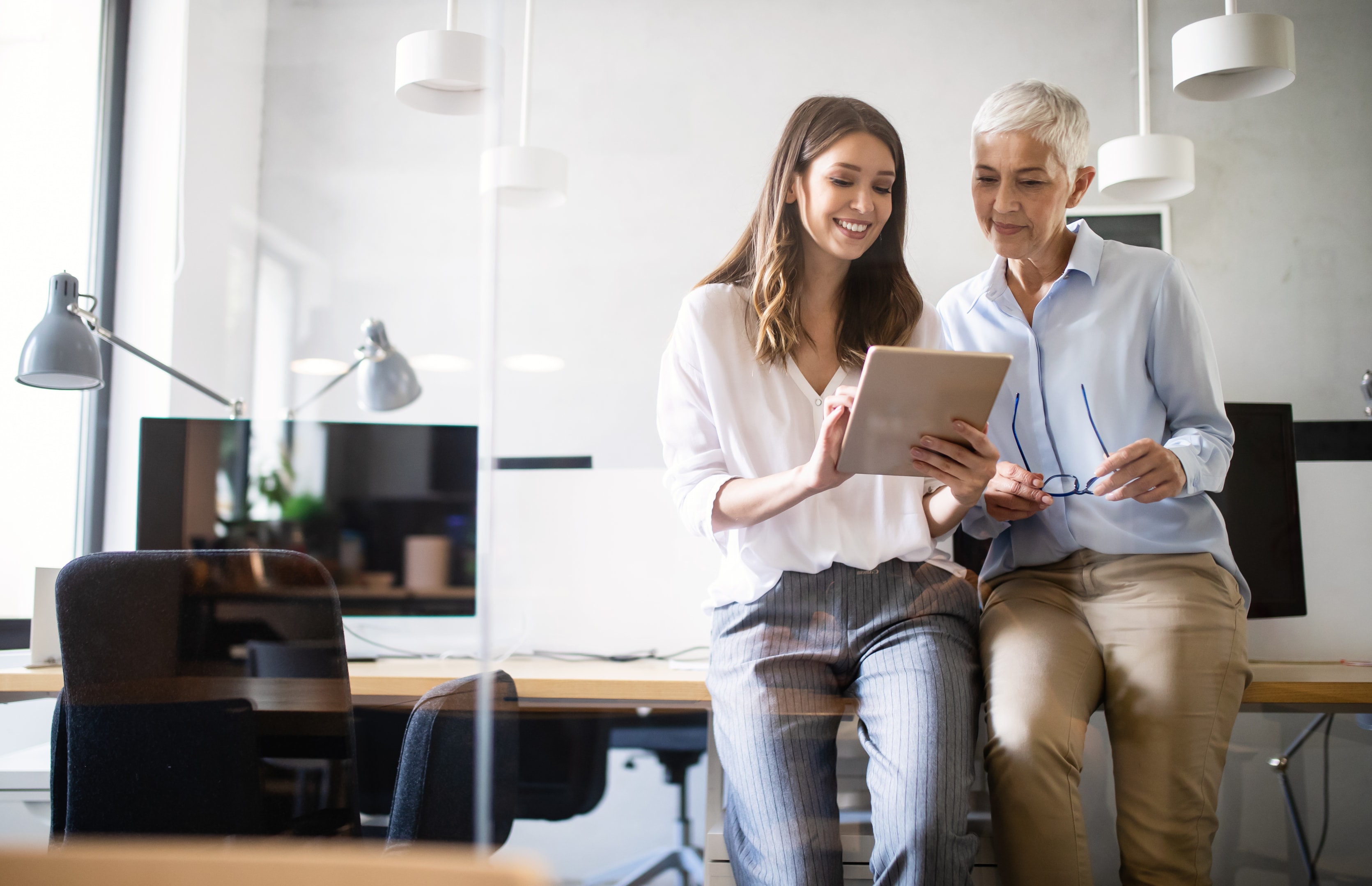 wdrażanie pracownika niższego szczeblem organizacji