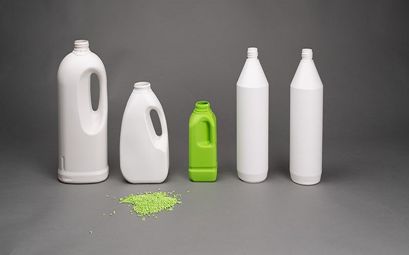 extrusion blow molding plastic bottles