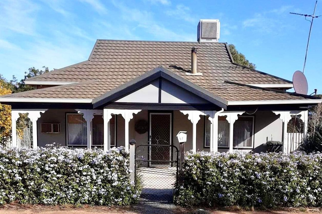 affordable country homes