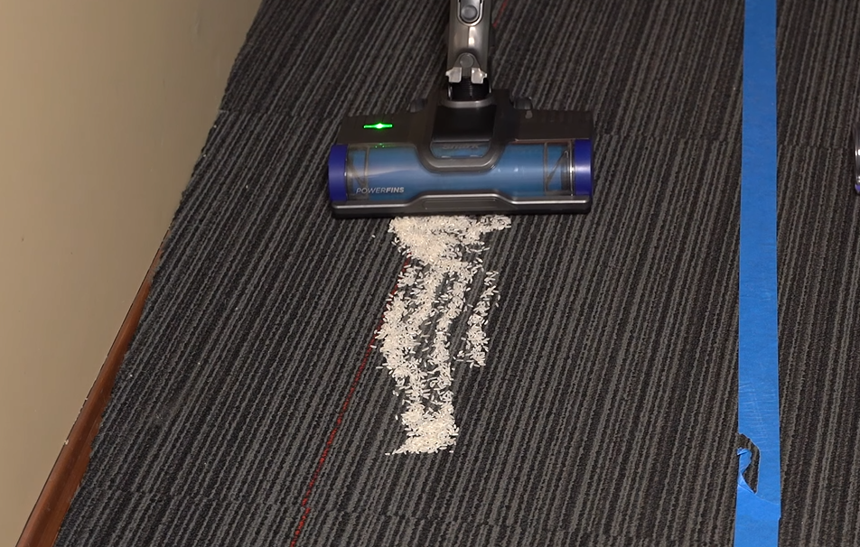 Shark iz340h picking up rice on carpet