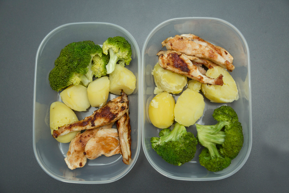 Can You Microwave Tupperware? (Is It Safe?) The Savvy Kitchen