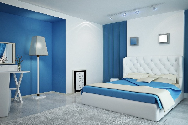Спальня, оформленная с использованием голубого оттенка