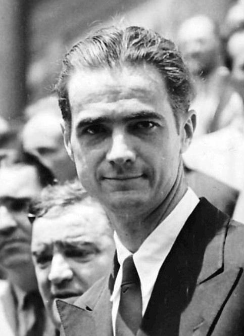 A black and white picture of Howard Hughes in 1938