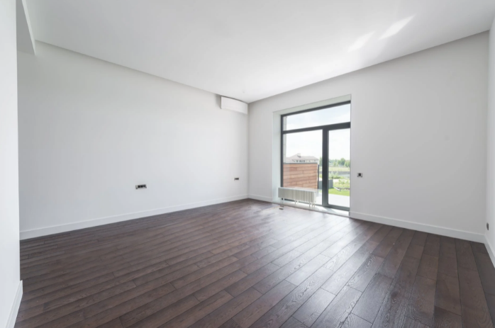 clean floors in bedroom 