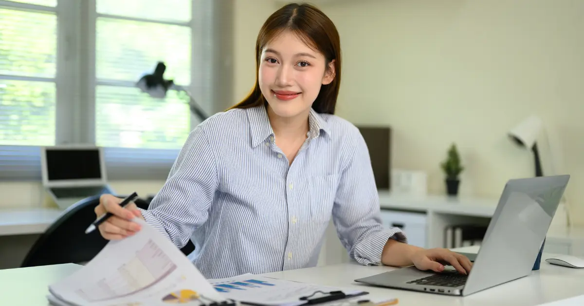 Do LLC partnerships get 1099? For OnlyFans creators managing income and taxes.