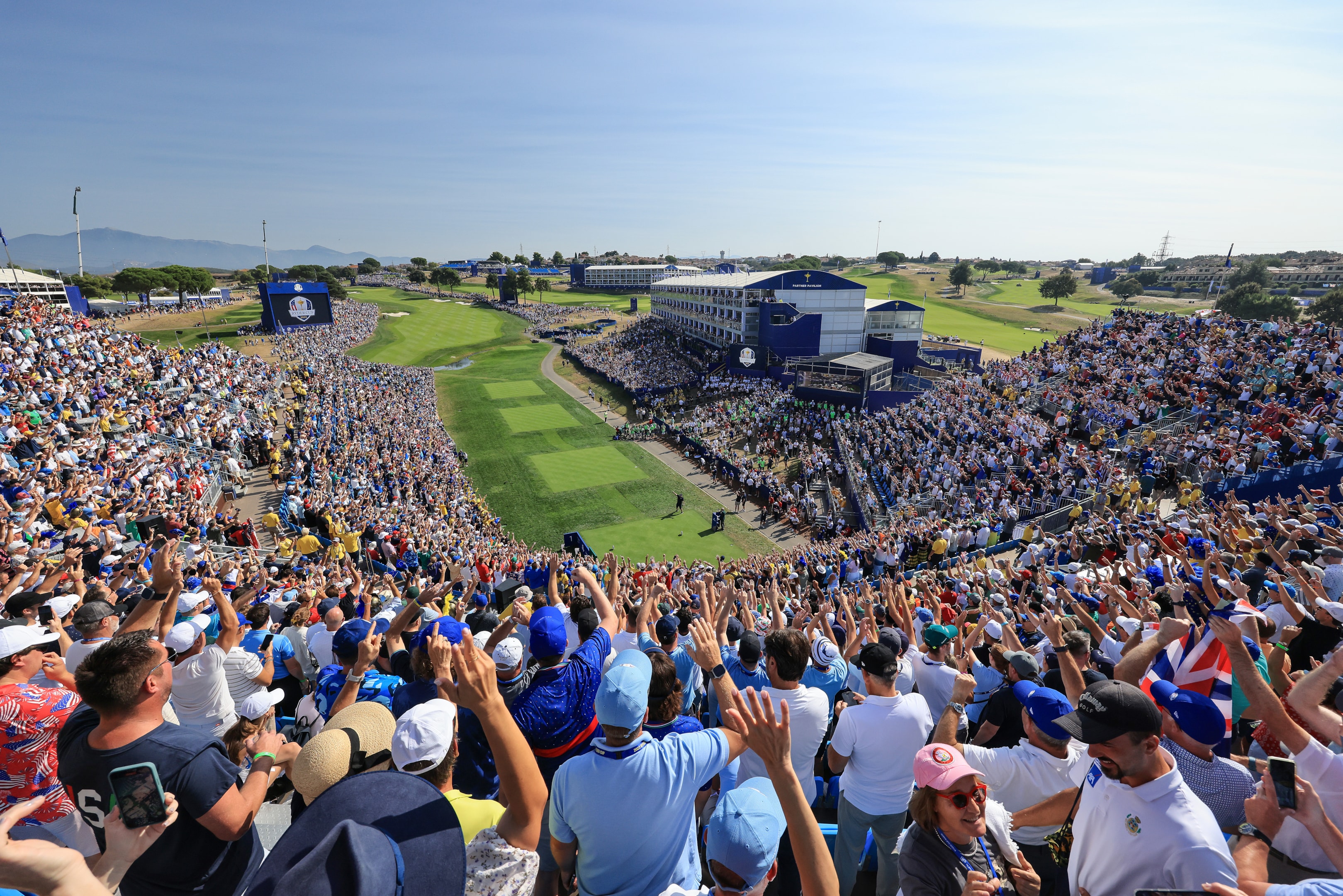 A general view of the first tee before play during the Sunday singles matches of the 2023 Ryder Cup at Marco Simone Golf Club on October 01, 2023 in Rome, Italy.