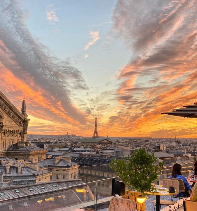 rooftop restaurants with delicious food 