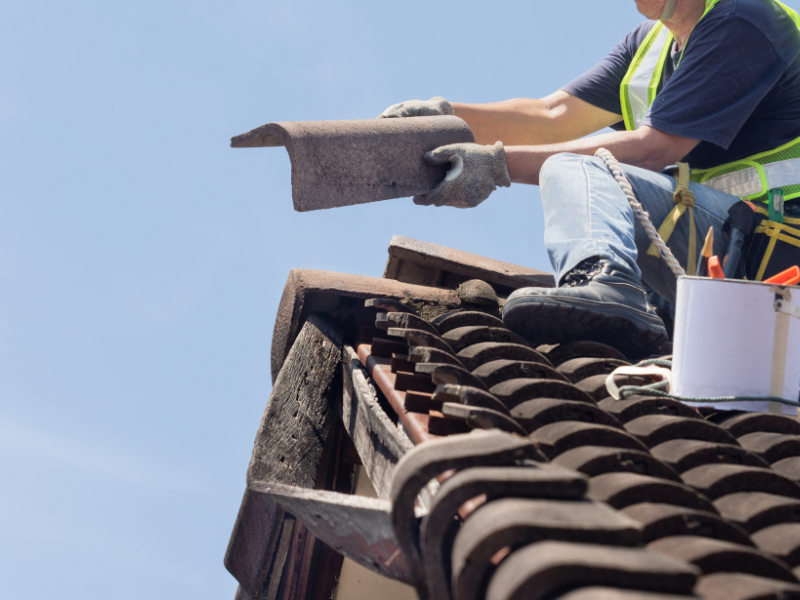 An image showing a roof being repaired by expert roofing services in San Anntonio. 