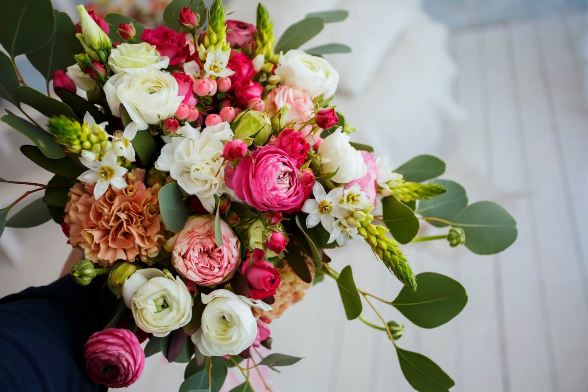 pink carnation, flower symbolize, greek mythology, bouquet featuring fabulous flowers, flower meaning