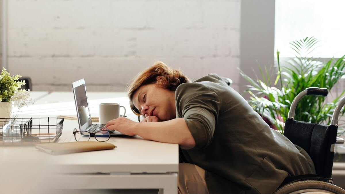 employee asleep at desk due to an ineffective work schedule