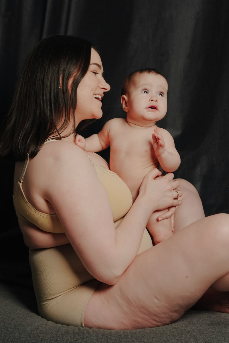 Rückbildung postpartum schwangerschaft silhouette 