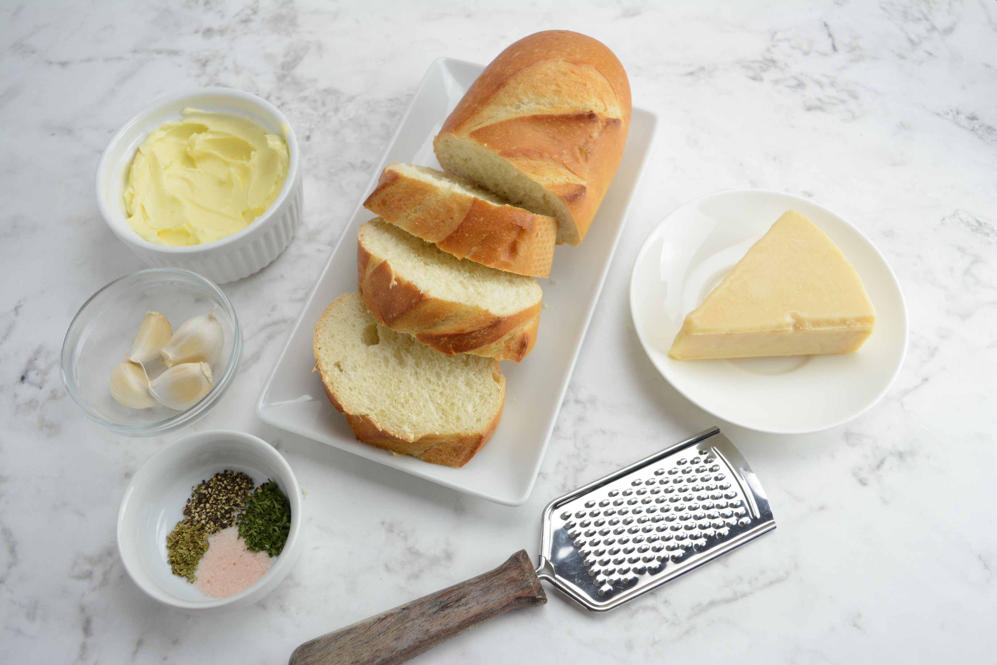 garlic. bread ingredients.