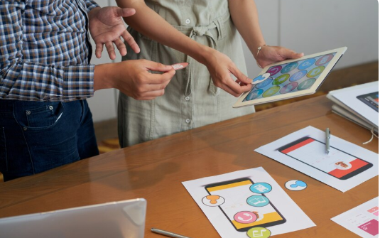 Use Social Media to Promote Your Merchandise and Educate Audiences