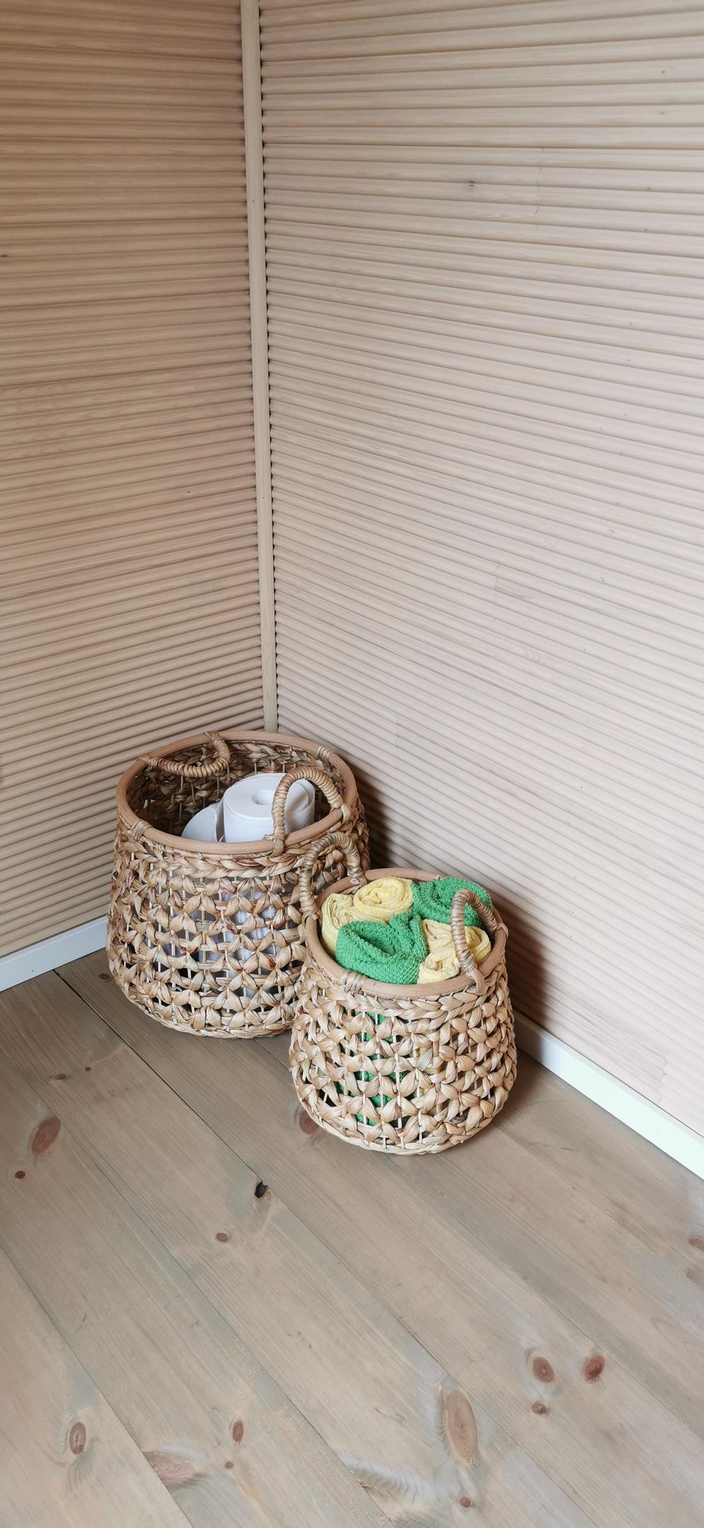 Kuultomaali ja Öljykuulto voidaan sävyttää moniin sävyihin. Tässä lattian sävynä on Uula Sisävärikartan Paju.