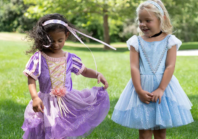 De meest populaire prinsessenjurken voor kinderen 2023 top 5 favoriete prinsessenjurkjes disney sprookje Rapunzel tutujurk assepoester tutujurk