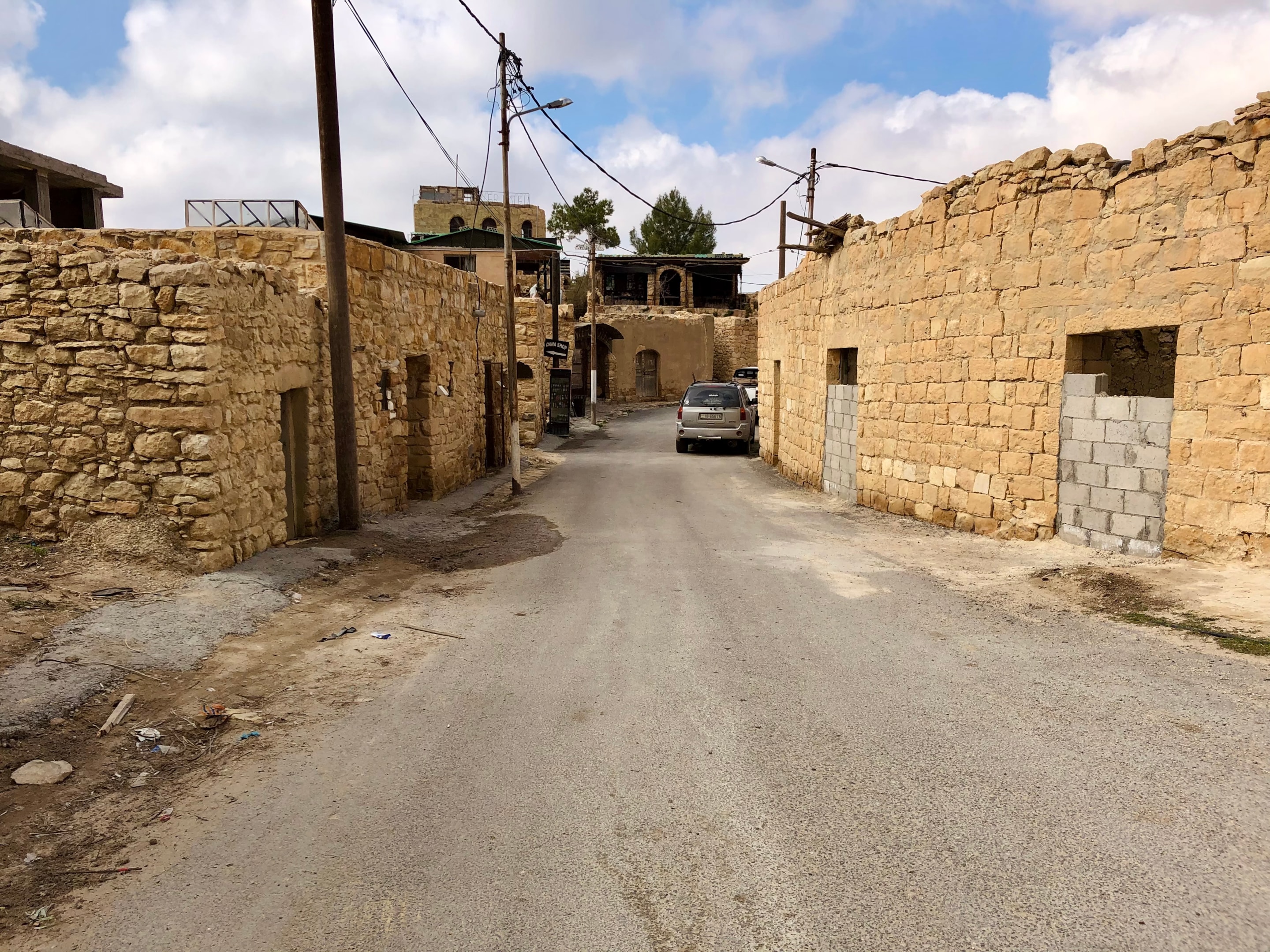 The small village of Dana