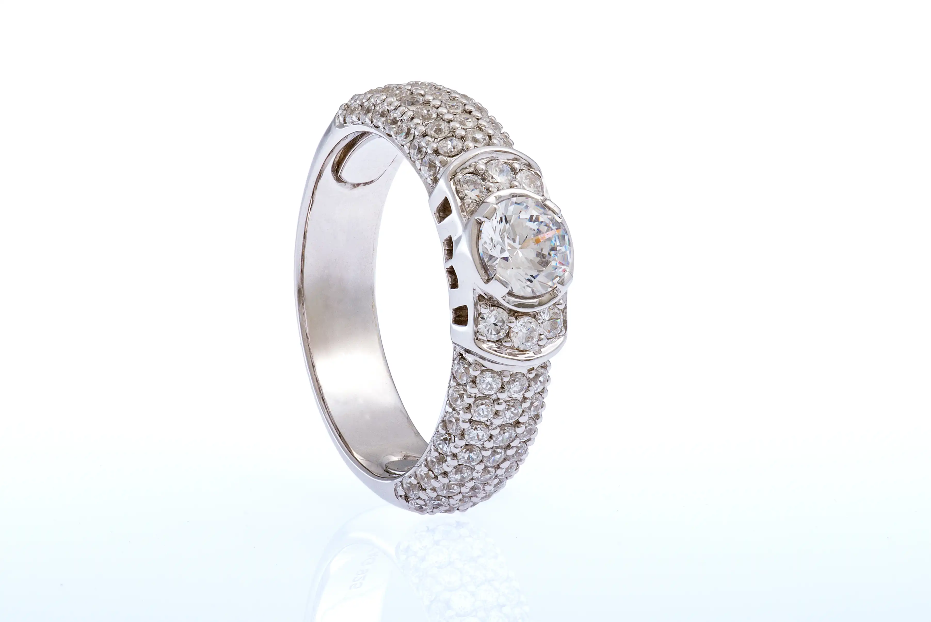 Trouvez-le-meilleur-luxe-pret-que-votre-anneau-de-mariage-de-mes-bijoux
