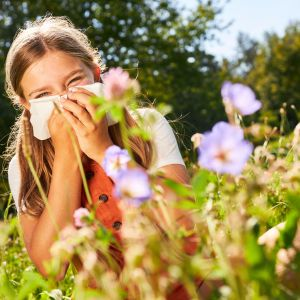 pediatric chiropractor helps girl with allergies