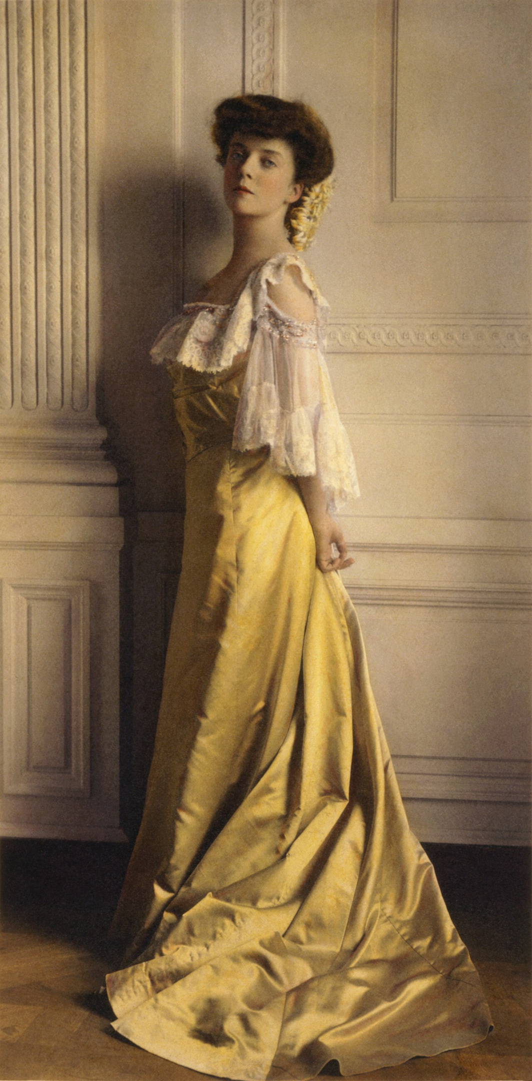 A painting of Alice Roosevelt.