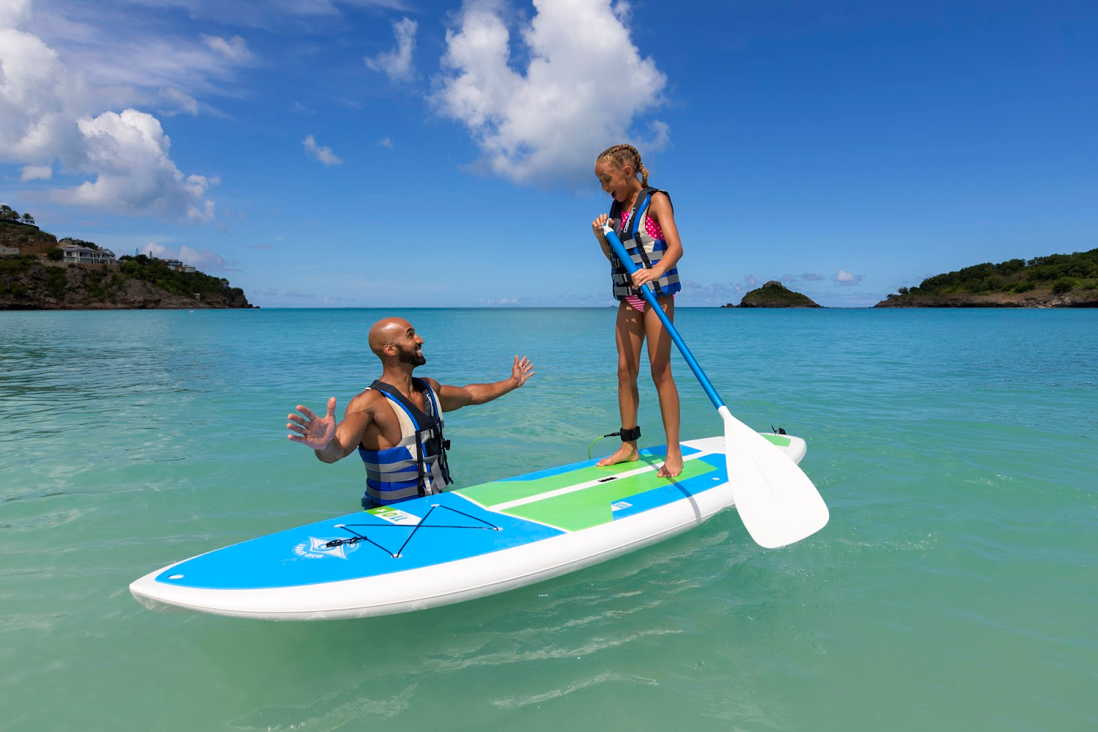 beaches in antigua
