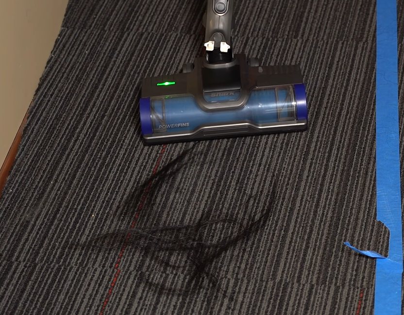 Shark iz340h picking up hair on carpet